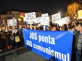 Protestatarii din Bucuresti si din toata tara cer demisia lui Ponta