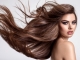 Sfaturi eficiente pentru un păr mai lung și mai sănătos în doar o lună de zile