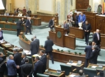 PNL VREA VOT PRIN CORESPONDENȚĂ PÂNĂ LA 1 NOIEMBRIE