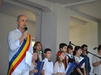 Alin Moldoveanu, despre concursul Flori de cântec prahovean: „Trebuie să devină o tradiție”