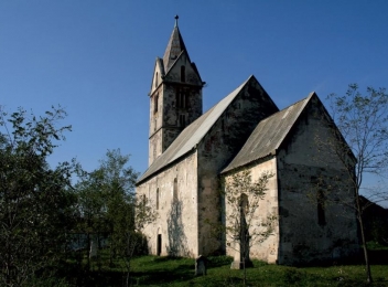 Biserica Sântămăria Orlea, una dintre cele mai vechi biserici de piatră din România