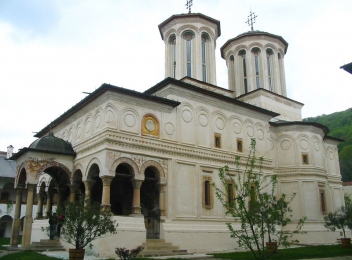 Manastirea Hurezi, primul stil romanesc de arhitectura