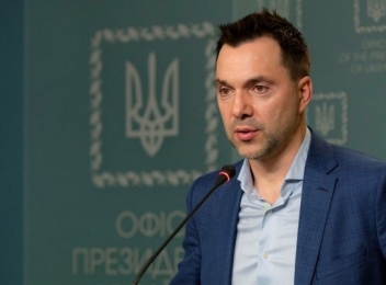 Un fost consilier prezidențial din Ucraina îl critică pe Zelenski: A făcut greșeli strategice