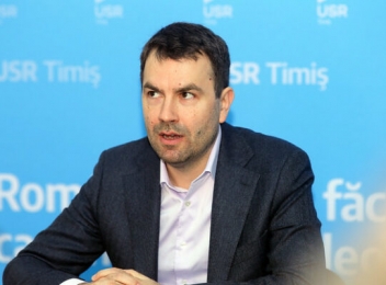 Senator: USR și-a bătut joc de Autostrăzile Moldovei