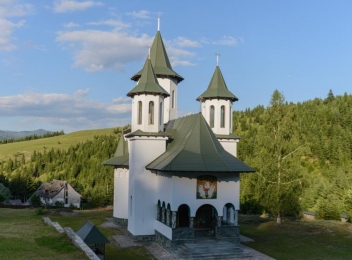 Mănăstirea Cotumba din Bacău, un lăcaș cu o istorie tumultoasă