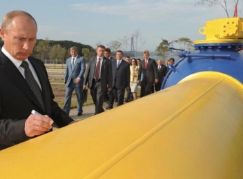 Putin amenință că oprește gazele către Europa dacă nu sunt plătite în ruble: Vom încheia livrările