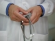 Proiectul legii salarizării suplimentare a medicilor, criticat pentru că ar fi discriminatoriu