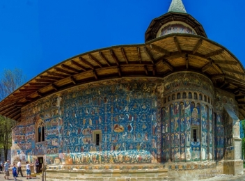 10 lucruri mai puțin știute despre Mănăstirea Voroneț