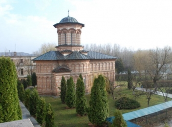 Manastirea Cosuna