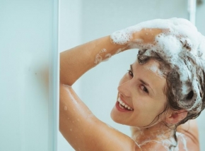 Sfaturi care te vor scuti de spălatul părului în fiecare zi