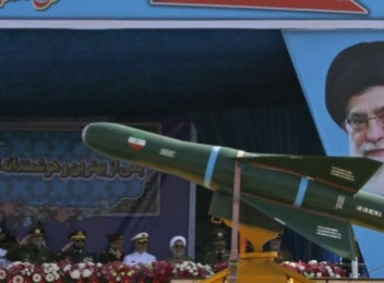 Iranul nu va negocia programul de rachete și vrea să exporte mai mult petrol