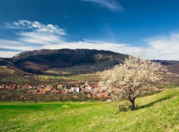 Locuri spectaculoase de vizitat primăvara în România