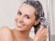 Mituri despre șampon pe care nu ar trebui să le mai crezi