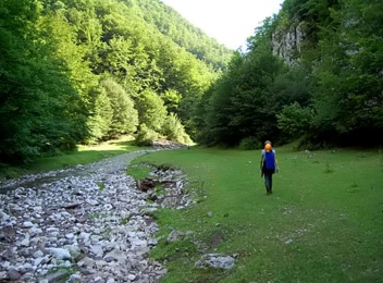 Valea Sigheștelului - peste 150 de peșteri pe o distanță de 9 kilometri