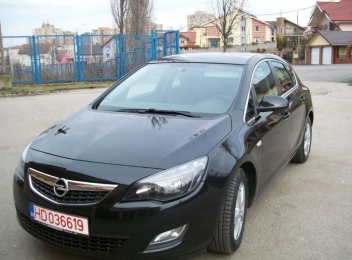 Opel Astra 2012 Diesel Compactă