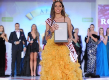 Maria Iacob- Miss România 2012