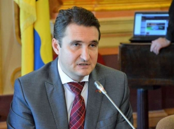 Primarul Aradului nu va crește salariile: Trebuie să fim mai chibzuiți cu banul public