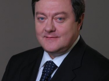 Presedintele Consiliului Judetean Caras Severin -  Sorin Frunzăverde