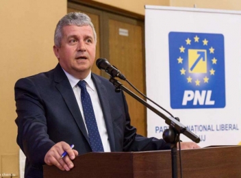 Guvernul PSD-ALDE nu este preocupat de identitatea națională