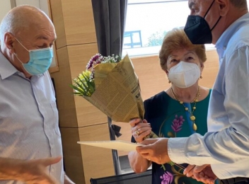 Primarul Piteștiului a premiat cuplurile care au aniversat 50 de ani de căsătorie neîntreruptă