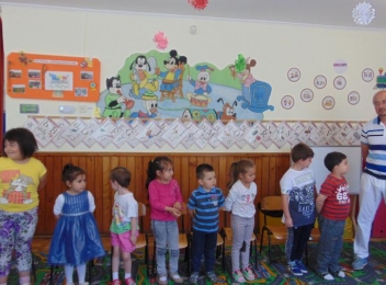  Cadouri pentru copii, de 1 Iunie, din partea primarului Alin Moldoveanu