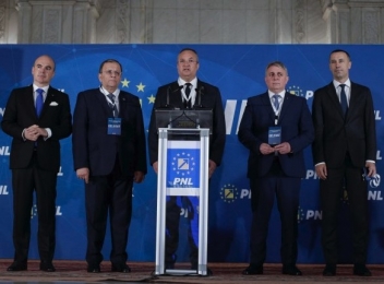 Rareș Bogdan: PNL, cu 20% în sondaje, poate guverna și cu stânga și cu dreapta