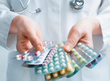 SECRETELE cele mai ASCUNSE ale companiilor de medicamente: TACTICI de VÂNZĂRI ce implică doctorii. 