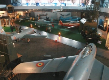 Muzeul Național al Aviației Române - locul unde găsești lucruri care nu există în alte părți