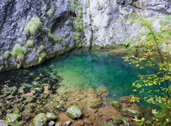 Izbucul Tăuzului - peștera scufundată