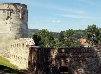 Bastionul Postăvarilor din Brașov