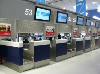 Aeroportul Otopeni îndeamnă călătorii să vină cu 3 ore înainte de îmbarcare