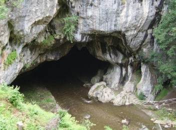 Peștera Bolii și legenda aurului ascuns de daci